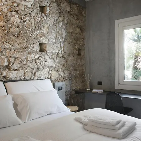 Isonzo 4* Συρακούσες